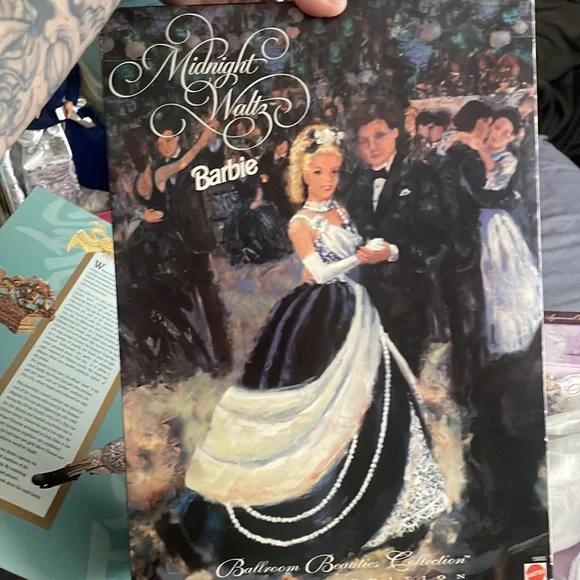 Multiple barbies - Picture 7 of 14